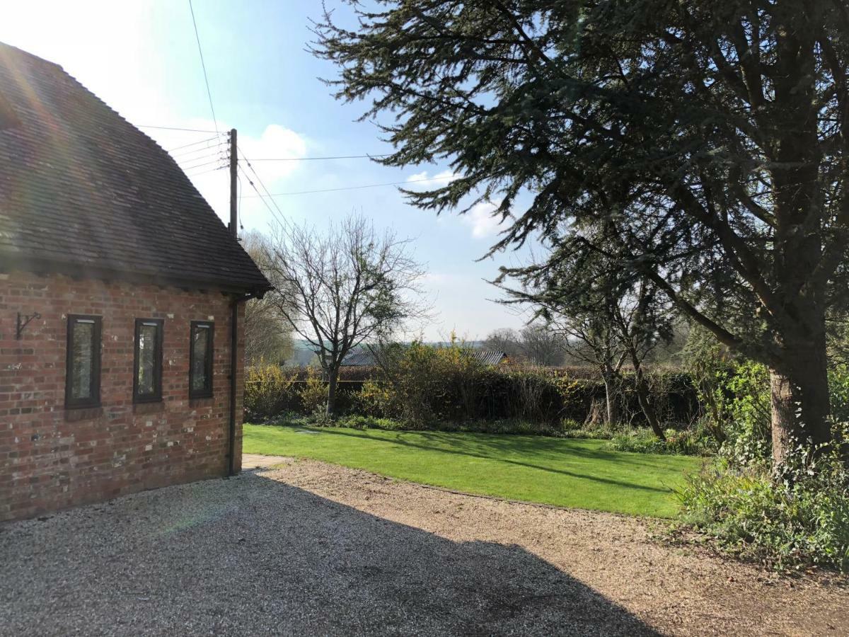 The Stable Barn *On The Edge Of The New Forest* Downton  ภายนอก รูปภาพ