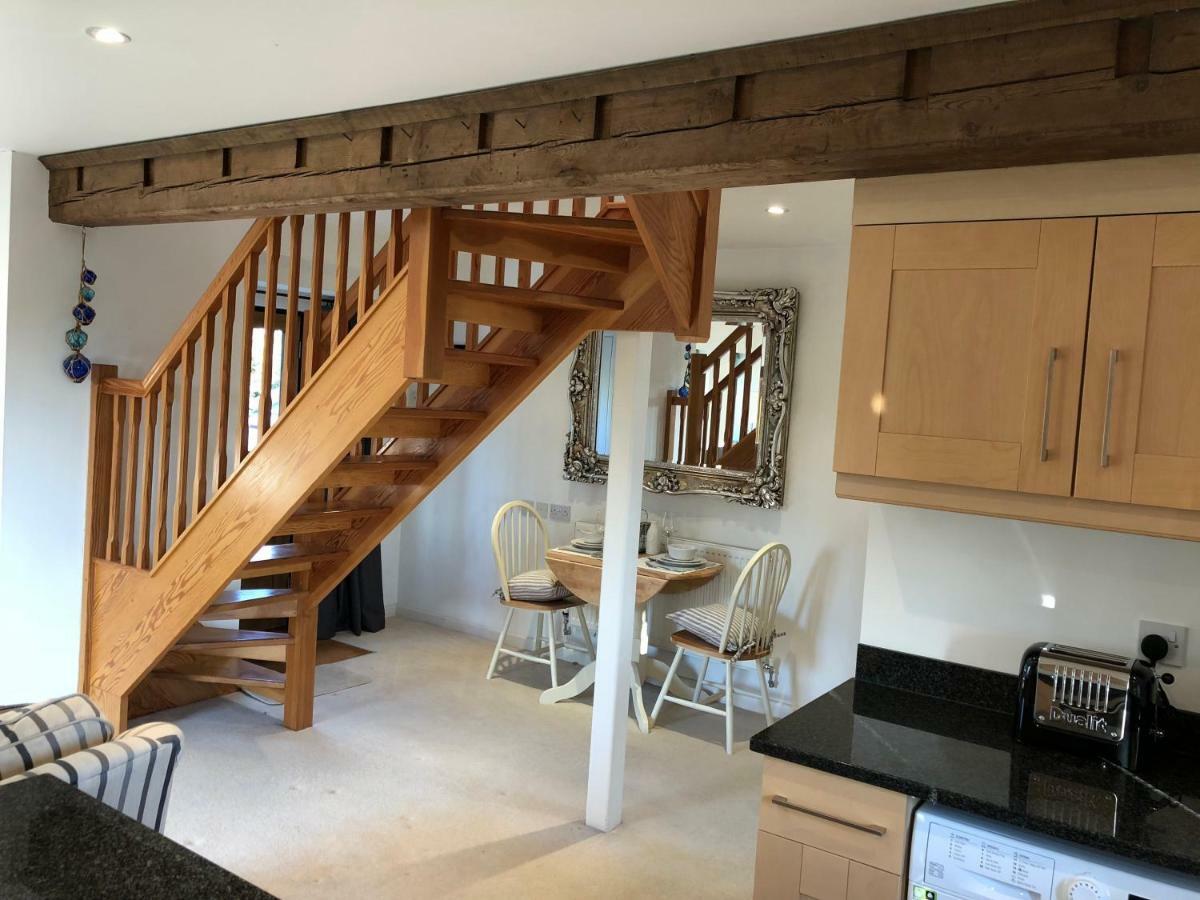 The Stable Barn *On The Edge Of The New Forest* Downton  ภายนอก รูปภาพ